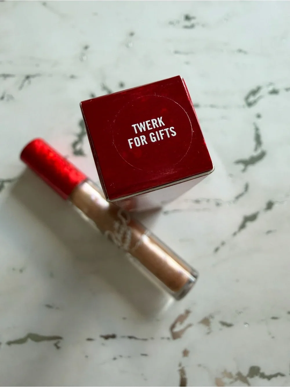 NIB MAC COSMETICS x Patrick Starr LE Dazzleglass in Twerk for Gifts